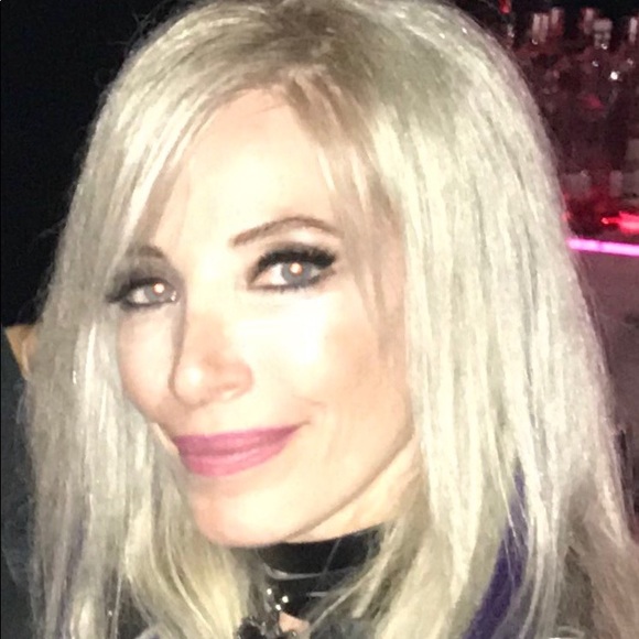 Meet your Posher, Kriz - Picture 1 of 1